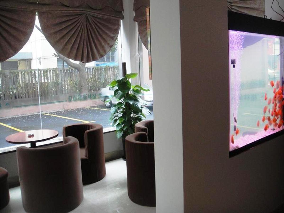 Greentree Inn Shanghai Expo Site South Yanggao Road Subway Station Express Hotel Exterior foto
