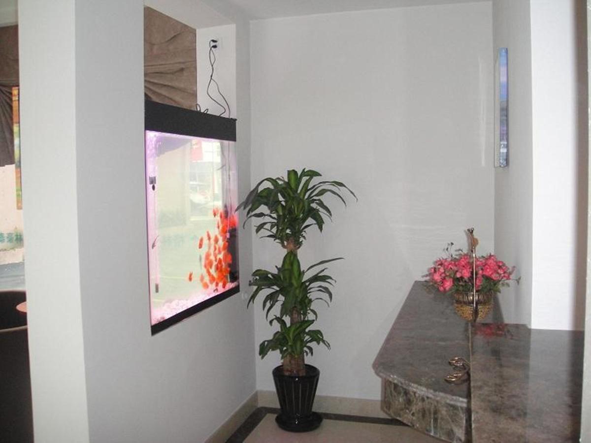 Greentree Inn Shanghai Expo Site South Yanggao Road Subway Station Express Hotel Exterior foto